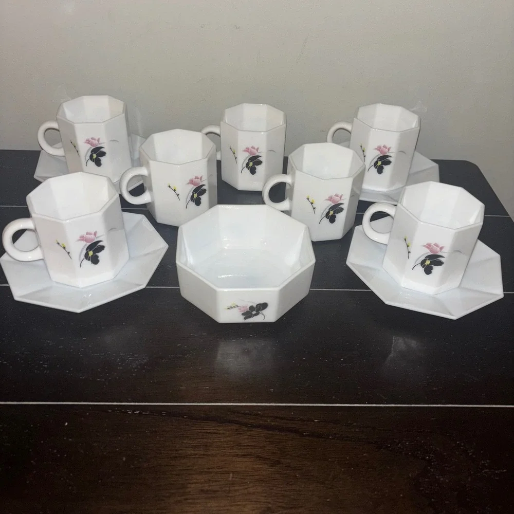 Vintage Arcopal France Octime Anais Cups (7), Saucers (4), and Bowl (1) | 1980's